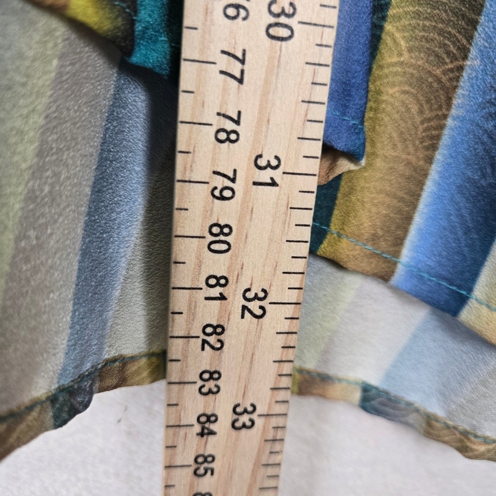 Elegant Blue Patterned Women's Blouse - Picture 5 of 9
